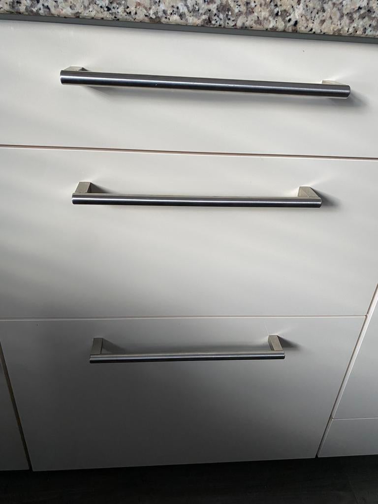 8 RVS keuken handgrepen 30 cm breed, Huis en Inrichting, Keuken | Keukenelementen, Ophalen, Minder dan 50 cm, Gebruikt, Minder dan 25 cm