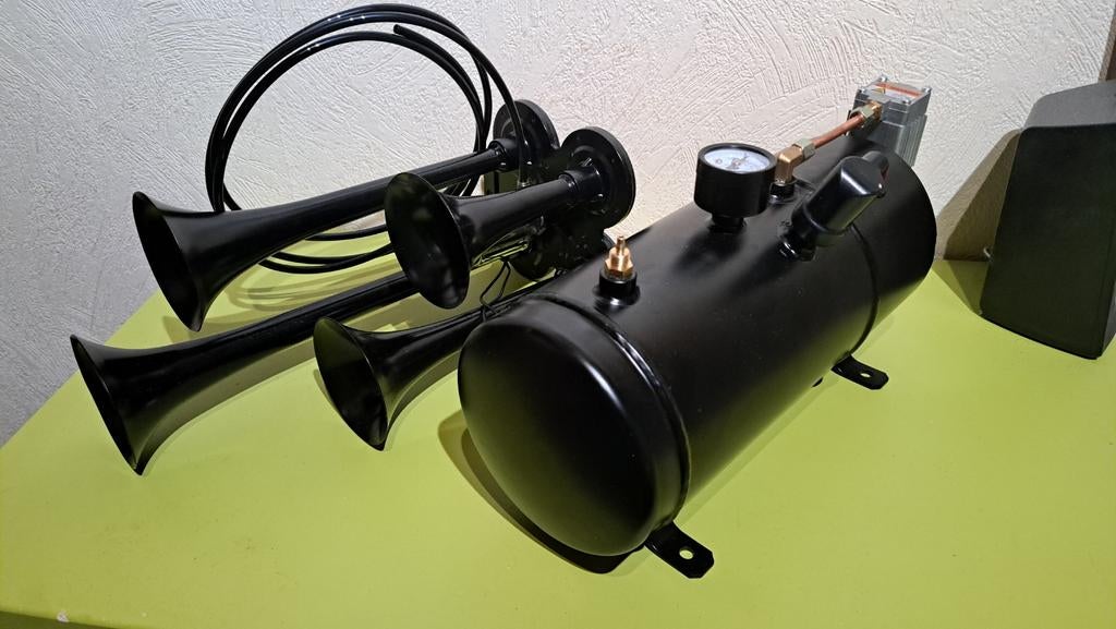 Luchthoorn set 8 bar!!, Auto diversen, Ophalen of Verzenden, Nieuw