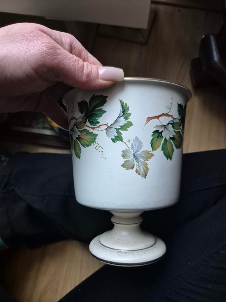Flora Keramiek Gouda Holland Vaas, Antiek en Kunst, Antiek | Keramiek en Aardewerk, Ophalen