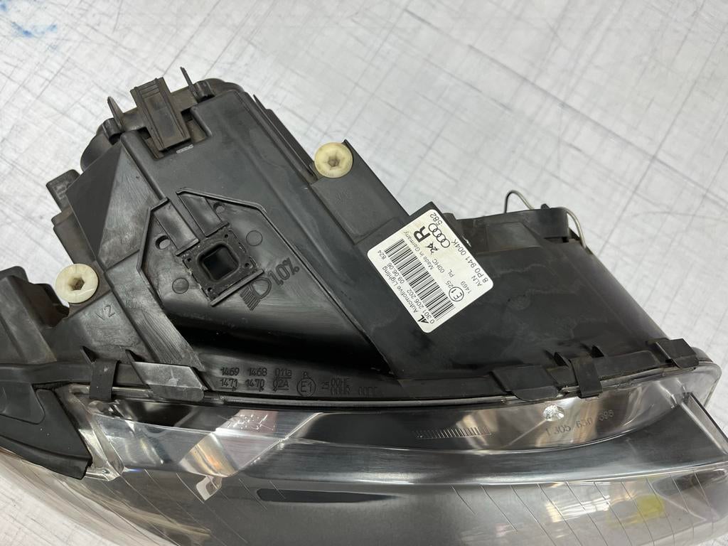 Audi A3 8P Koplamp Rechts + Onderdelen Links 2007, Auto-onderdelen, Verlichting, Audi, Gebruikt, Ophalen