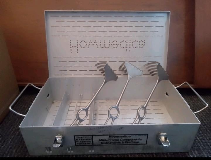 HOWMEDICA STERILISATIE Box voor Medisch Gereedschap, Antiek en Kunst, Ophalen of Verzenden