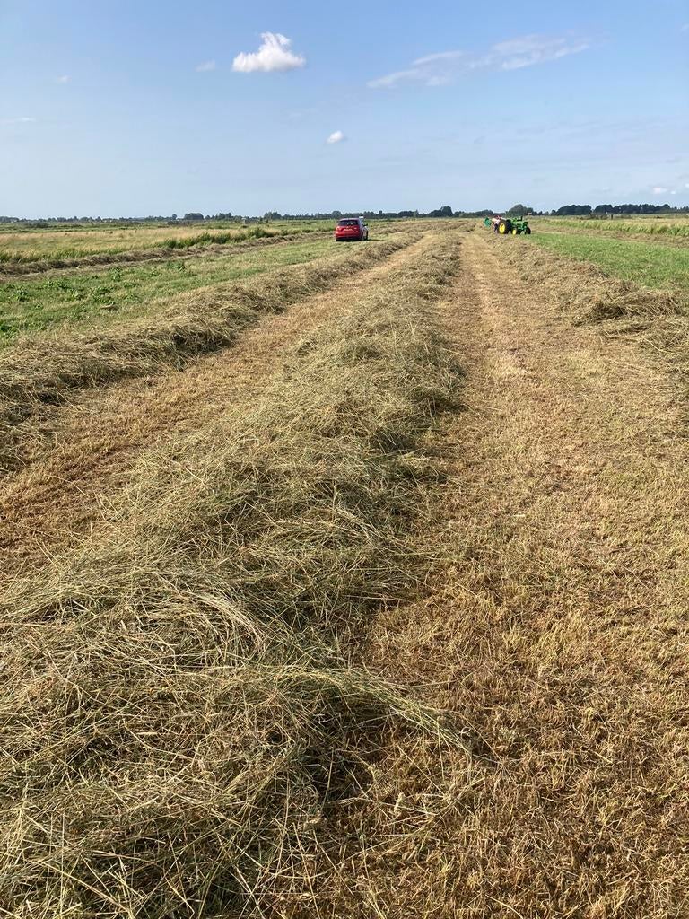 Kleine pakken hooi, Ophalen, Vee