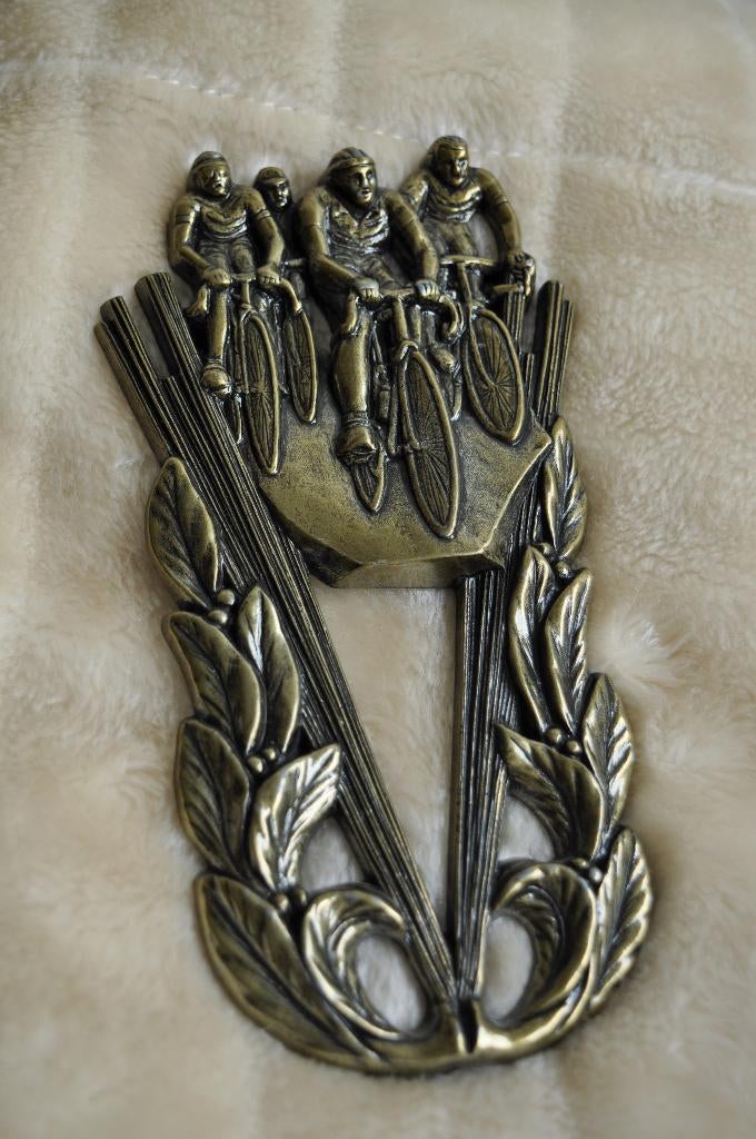 Oude Plaquette Fietser Wielrenners Cours Trofee 20 cm, Ophalen of Verzenden