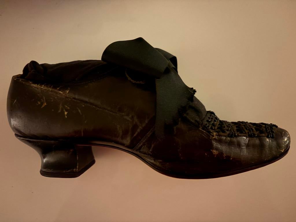 Victoriaanse leren kinderschoentjes, Antiek en Kunst, Ophalen of Verzenden, Kinderen