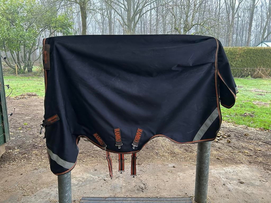 Rambo supreme turnout light incl hals 50 gram 125/175, Dieren en Toebehoren, Ophalen of Verzenden, Zo goed als nieuw, Deken