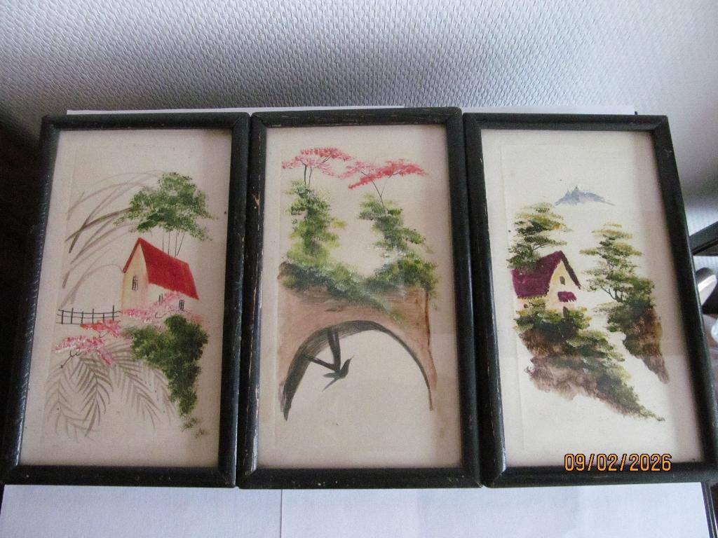 Set van drie aquarel werkjes Chinees of Japans., Ophalen