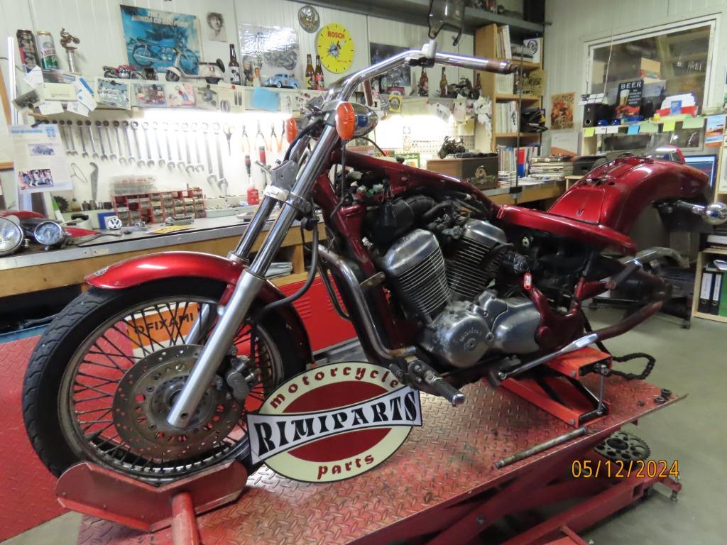 Op zoek naar Honda VT600C - VT 600 C Shadow '92 delen?, Ophalen of Verzenden, Gebruikt
