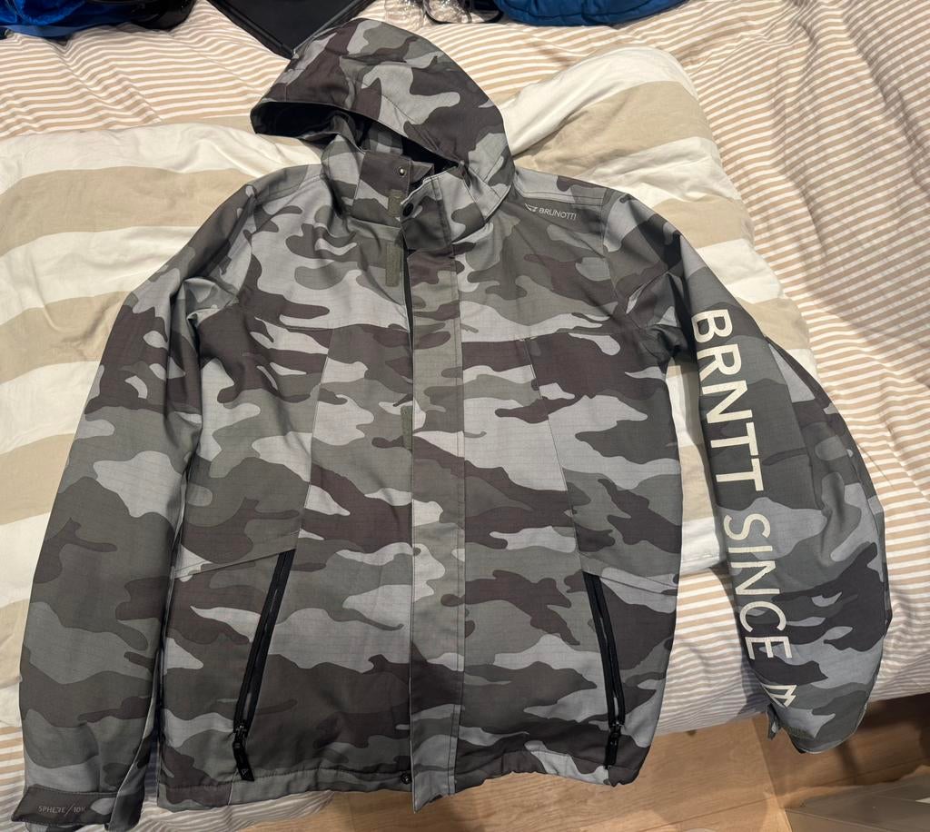 Brunotti ski jas, maat 176, nog in prima staat, Ophalen of Verzenden, Zo goed als nieuw, Maat 52/54 (L), Groen