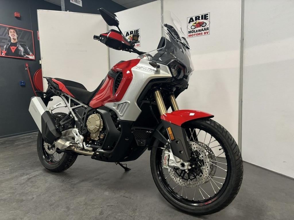 MV Agusta ENDURO VELOCE EAS (bj 2025) - foto 3