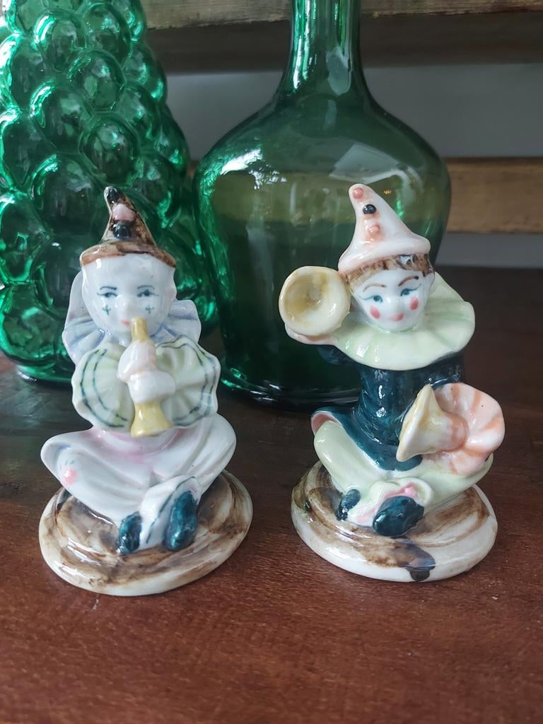 Twee beeldjes met trommel en bekkens, Verzamelen, Beelden en Beeldjes, Ophalen of Verzenden, Zo goed als nieuw