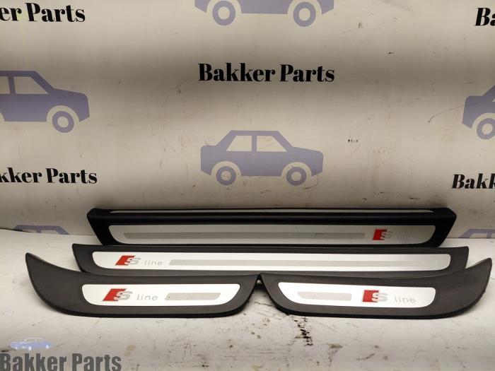 Sierstrip van een Audi Q5, Auto-onderdelen, Gebruikt, -, -, Audi