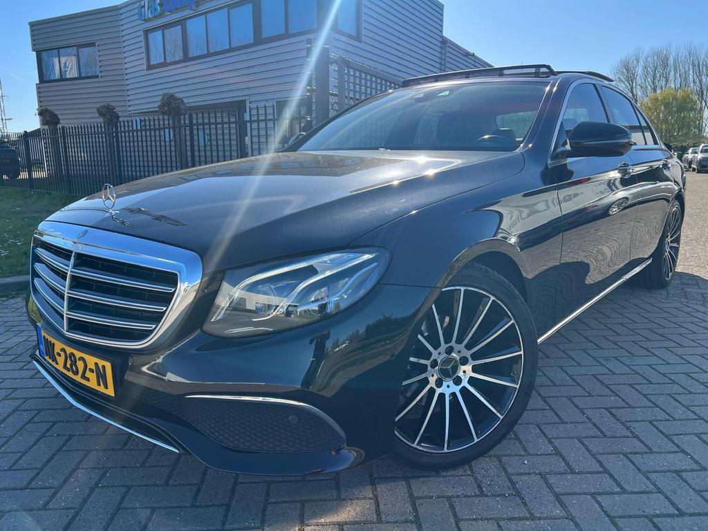 Mercedes-Benz E-Klasse 2.0 E220 d Automaat Pano Widescreen, Automaat, Achterwielaandrijving, 4 cilinders, Leder en Stof