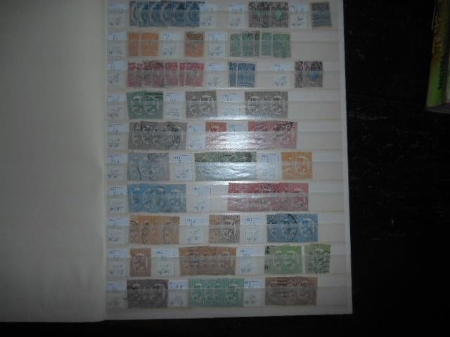 Stokboek Finland zie de 10 scans, Postzegels en Munten, Postzegels | Volle albums en Verzamelingen, Ophalen of Verzenden, Buitenland