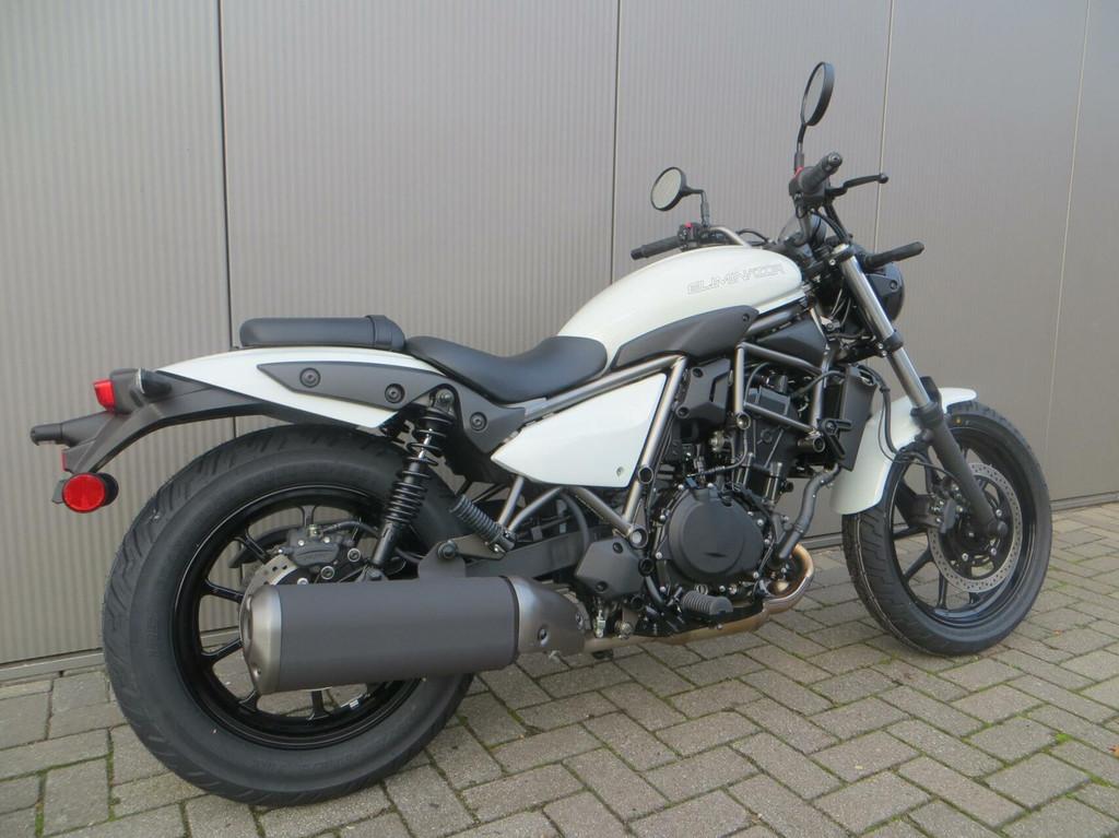 Kawasaki Eliminator 500 - foto 2