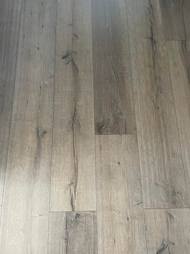 Gratis af te halen: Laminaat vloer, Ophalen, Gebruikt, 50 tot 150 cm, 10 m² of meer