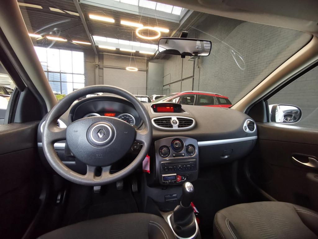Renault Clio Estate 1.2-16V Authentique | AIRCO | PDC | ELEK, Voorwielaandrijving, Euro 5, Gebruikt, 4 cilinders