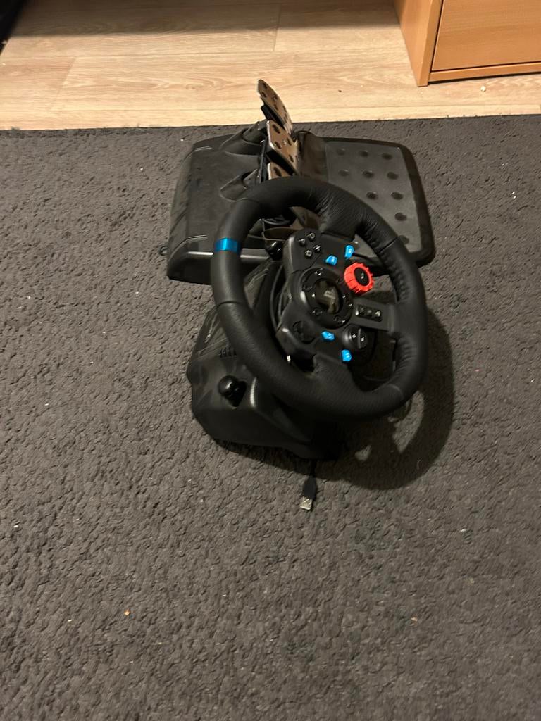 Logitech G29 racestuur en pedalen voor PS4, PS5 en PC, Ophalen, Gebruikt, Stuur of Pedalen, PlayStation 4