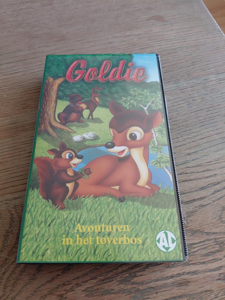 Goldie avonturen in het toverbos videoband. Bambi., Cd's en Dvd's, VHS | Kinderen en Jeugd, Alle leeftijden, Ophalen of Verzenden