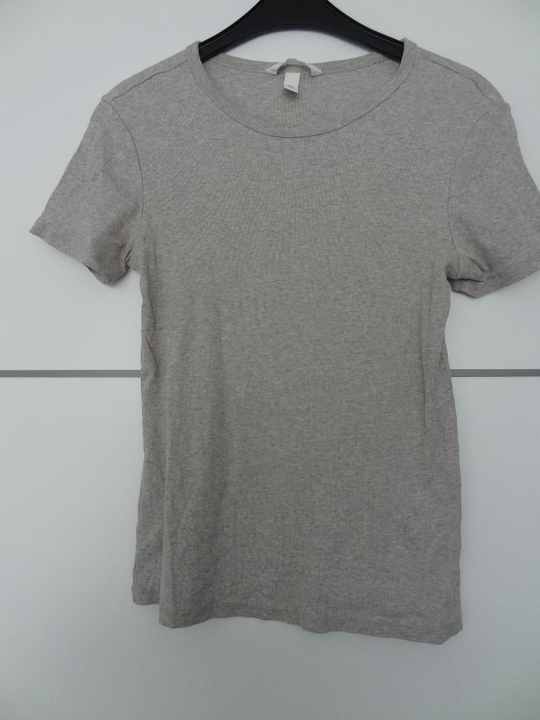 T-shirt in grijs gemeleerd van H&M - Maat M - Nieuw, Kleding | Dames, T-shirts, Maat 38/40 (M), H&M, Nieuw, Ophalen of Verzenden
