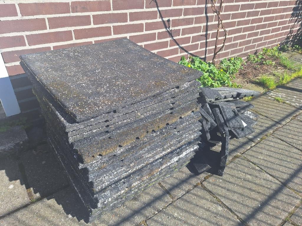Rubberen tegels: 18x 50x50 7x 60x60 + diverse, Tuin en Terras, Tegels en Klinkers, Ophalen of Verzenden