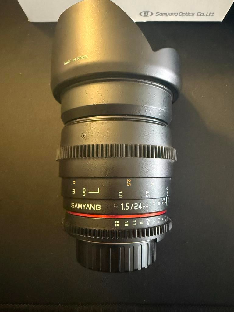 Samyang 24mm T1.5 Cine Lens Nikon F met Canon EF Adapter, Audio, Tv en Foto, Fotografie | Lenzen en Objectieven, Ophalen of Verzenden
