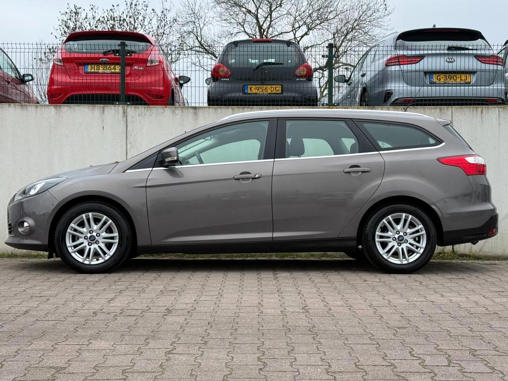 Ford Focus Wagon 1.0 EcoBoost Edition Plus/NAVI/CLIMA/PDC/CR, Euro 5, Gebruikt, Zwart, Bruin