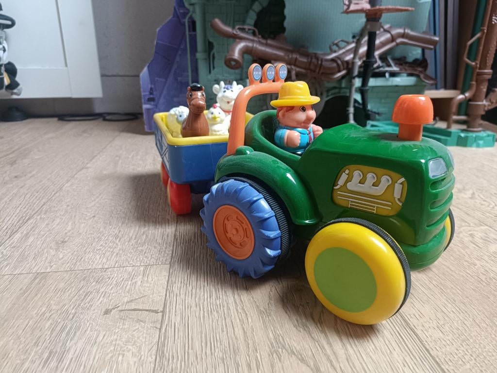 Leuke speelgoedtractor met aanhanger en boer, Ophalen of Verzenden, Gebruikt