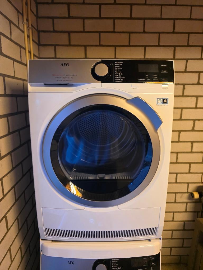 AEG droger, Ophalen, Gebruikt, 8 tot 10 kg, 85 tot 90 cm
