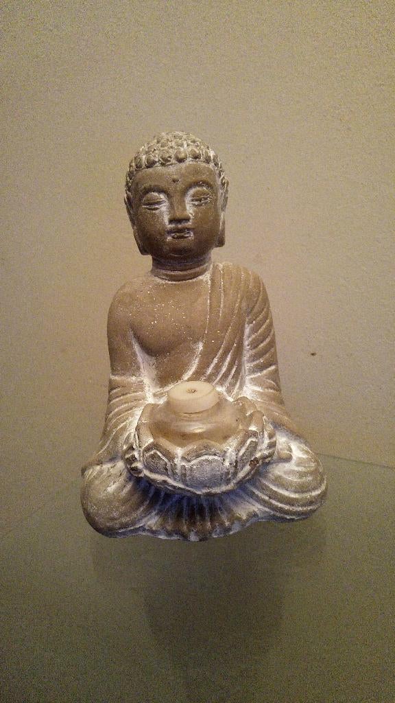 Zwaar natuurstenen beeld van Boeddha als wierrookhouder., Ophalen of Verzenden, Zo goed als nieuw