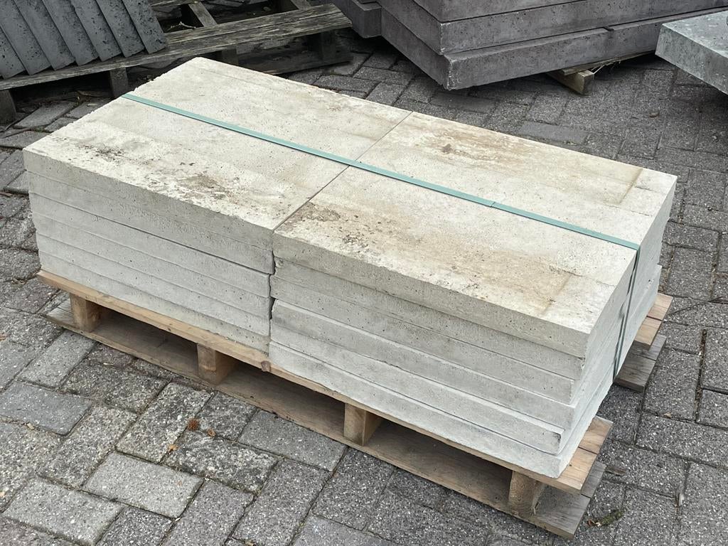 28 stuks Oud Hollandse tegels 60x60x5cm Creme RESTPARTIJ, Ophalen, Nieuw, Beton, Terrastegels