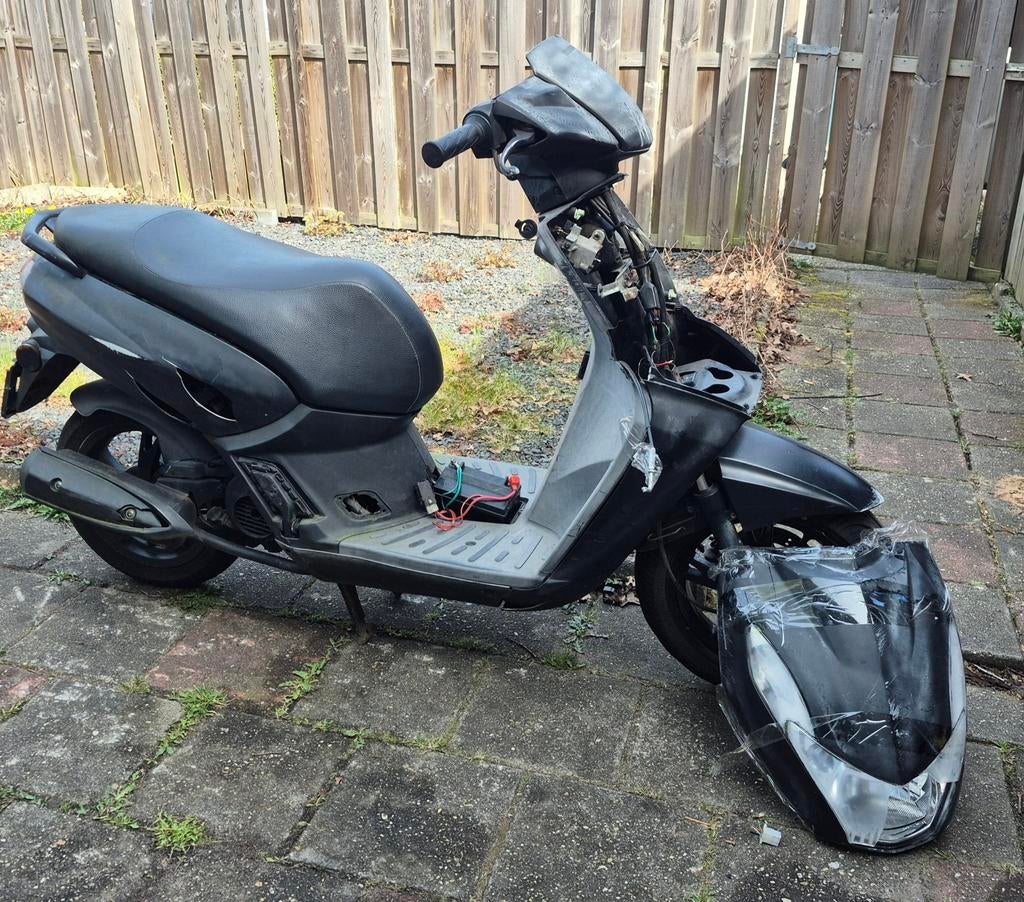 Peugeot Kisbee Snorscooter LOOP OF SLOOP, Ophalen, Gebruikt, Benzine, Overige modellen