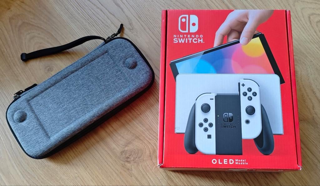 Nintendo Switch OLED - Zo goed als nieuw met extra's, Spelcomputers en Games, Spelcomputers | Nintendo Switch, Zo goed als nieuw