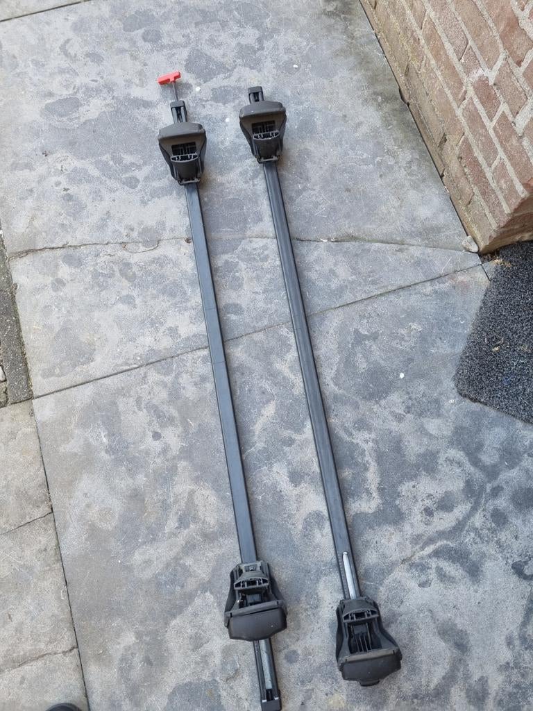 Thule dakdragers, Ophalen