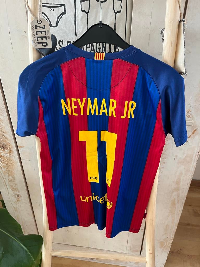 Barcelona shirt maat 152 met Neymar op de rug, Ophalen of Verzenden, Zo goed als nieuw