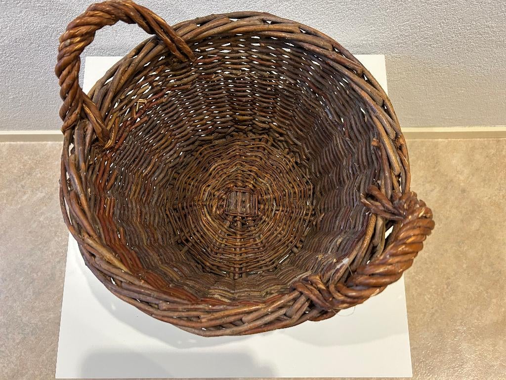 Rotan. mand -stevig. Riet-met handvaten nieuw 06042026, Tuin en Terras, Bloembakken en Plantenbakken, Nieuw, Overige materialen