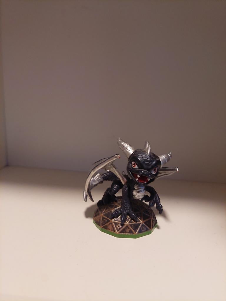 Zeldzame Dark Spyro Skylanders Figuur - Goede Staat, Ophalen of Verzenden, Zo goed als nieuw
