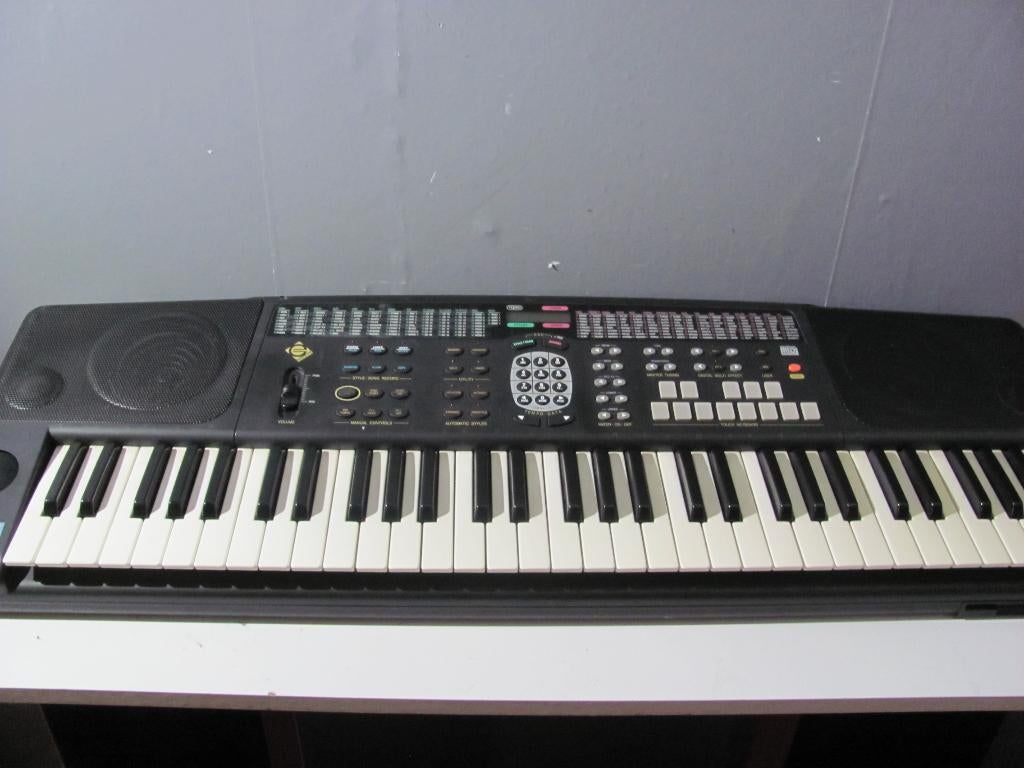 GENERALMUSIC CD3 hyperkeyboard mist laatste toets(speelt wel, Muziek en Instrumenten, Keyboards, Ophalen, Gem, Midi-aansluiting