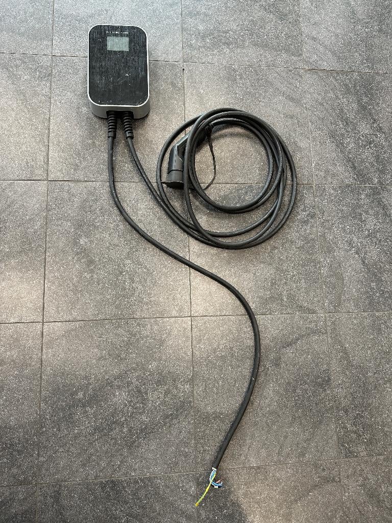 Besen Smartcharge laadpaal 11kW, Ophalen, Gebruikt, Laadpaal en Laadkabel