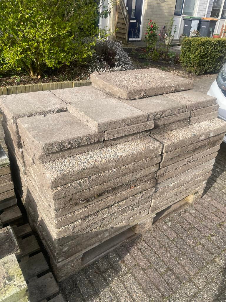 MOET WEG - 30 grindtegels gratis, Tuin en Terras, Ophalen, Gebruikt, 5 tot 10 m², Grind