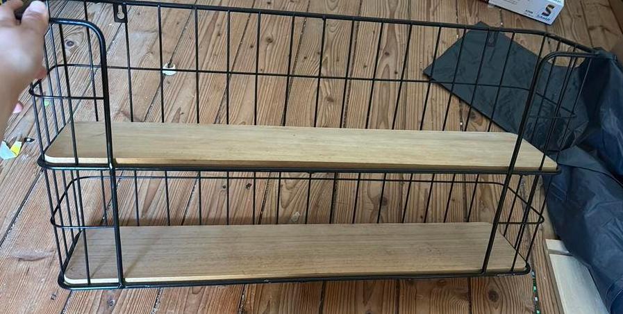 Leuk wand rek, Ophalen, Zo goed als nieuw, Overige typen, Modern