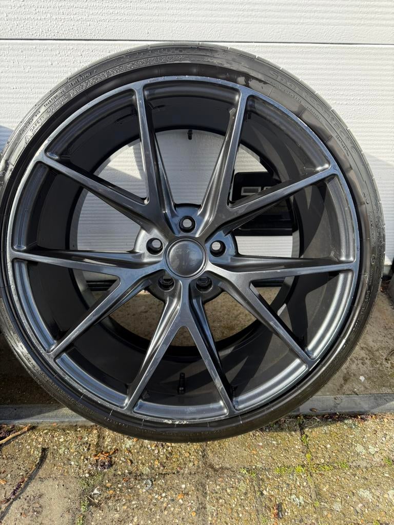 Niche misano 20 inch velgen breedset tesla model 3, Ophalen, Gebruikt, Velg(en), 235 mm