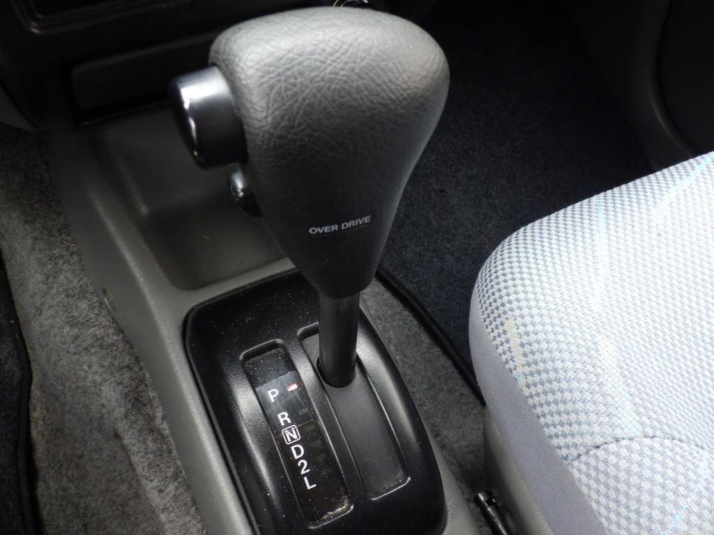 Suzuki Jimny 1.3 JLX Automaat, NW APK NL/NAP! (bj 2001), Automaat, 1025 kg, Stof, Zwart