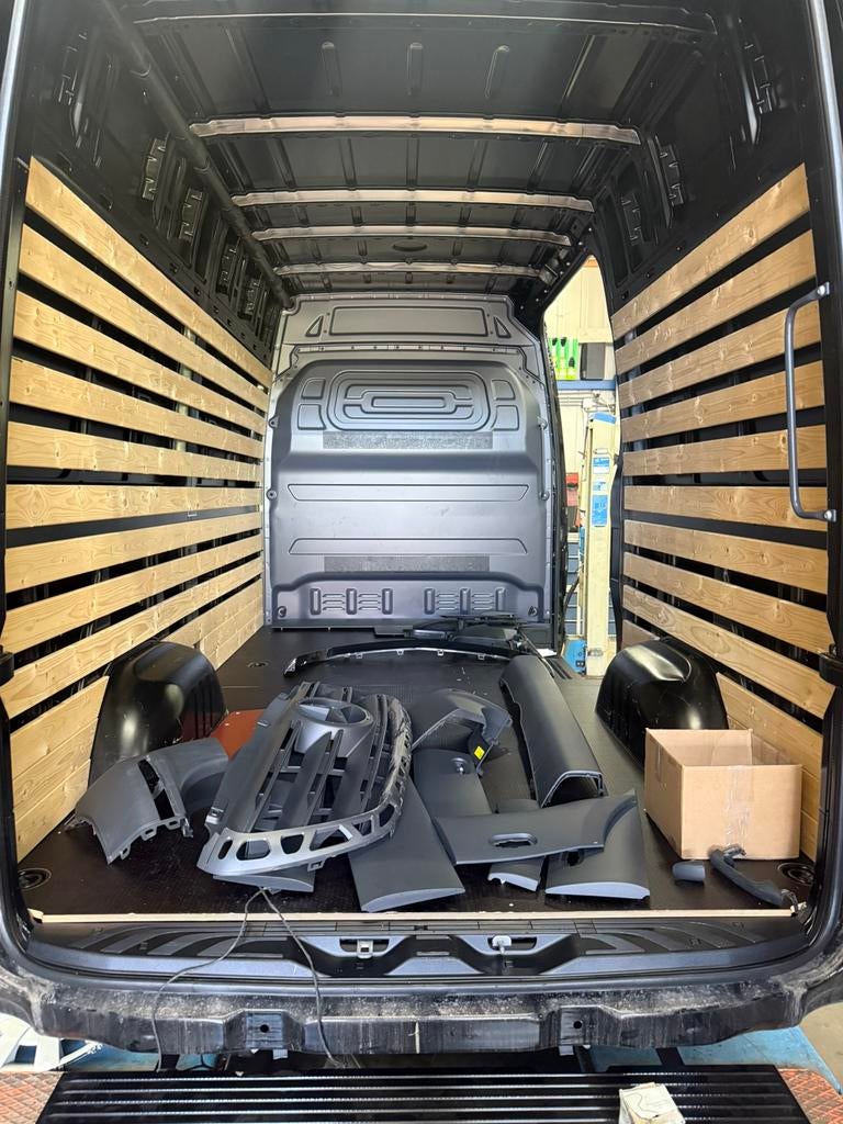 Lat om lat betimmering mercedes sprinter l2h2, Gebruikt, Mercedes-Benz, M, Ophalen of Verzenden