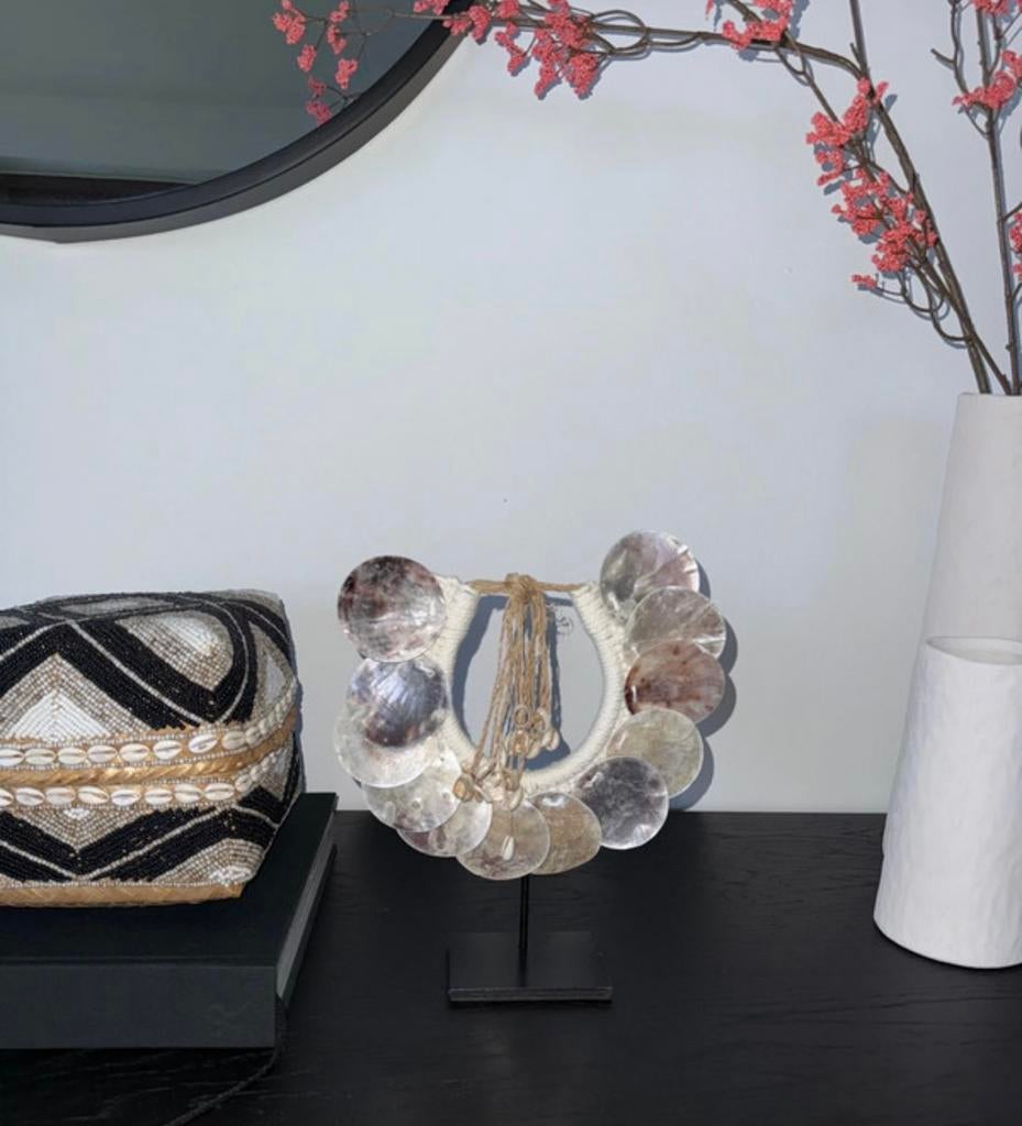 Schelp op standaard, Ophalen of Verzenden, Zo goed als nieuw