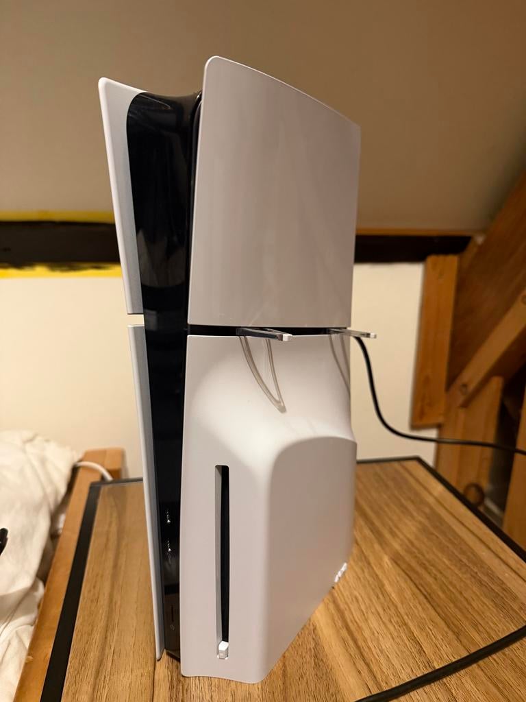 PlayStation 5 slim + Controller, Ophalen, Zo goed als nieuw, Playstation 5