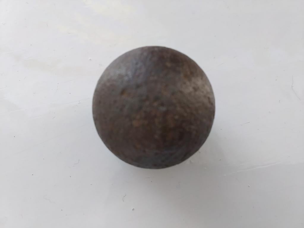 Antieke ijzeren kogel - Decoratie of verzamelobject, Ophalen of Verzenden, Gebruikt