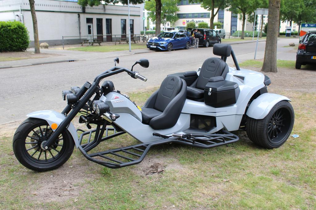 Rewaco RF1 Pur Explorerer Ttrike, 1500 cc, Meer dan 35 kW