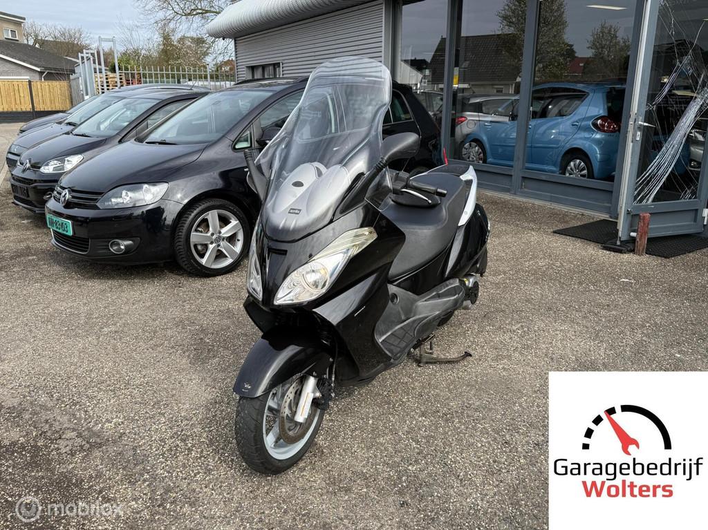 Aprilia Atlantic 500 nette motorscooter nieuwe accu, Motoren, 460 cc, Bedrijf, Toermotor, ABS