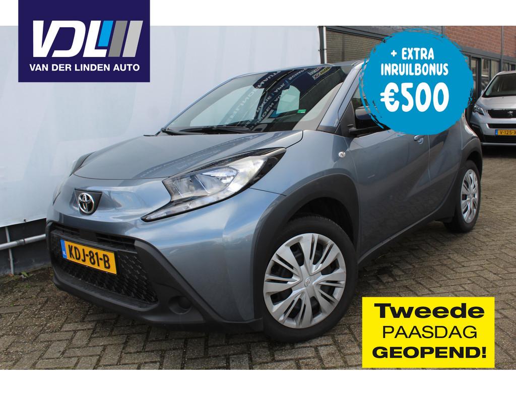 Toyota Aygo X 1.0 VVT-i MT Play Stoelverwarming l Achteruitr, Stof, Gebruikt, Euro 6, 920 kg