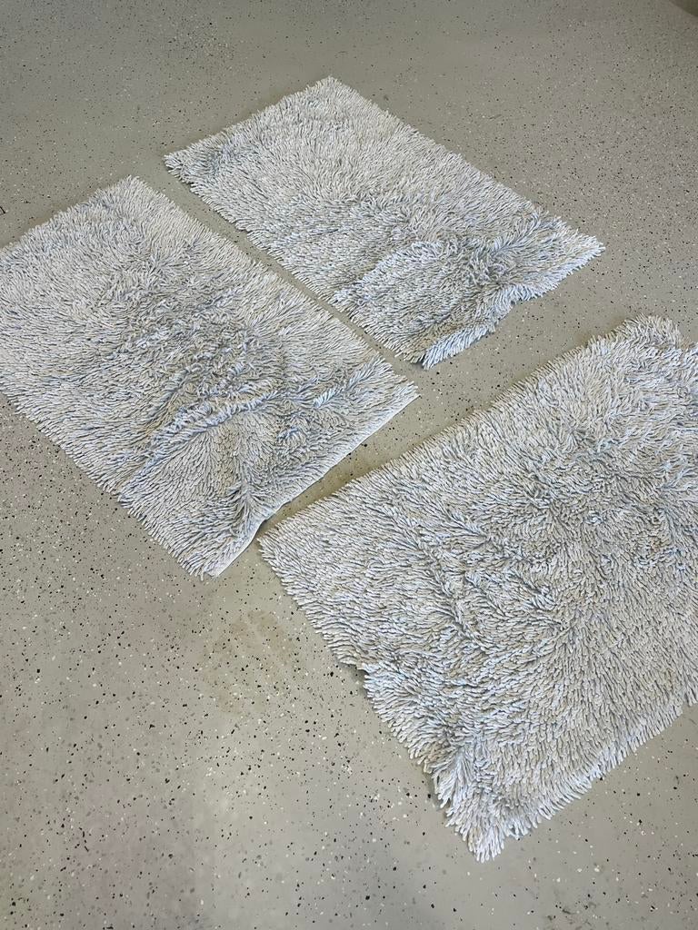 Drie badmatten / slaapkamermatten, Ophalen, Gebruikt, Grijs, Badmat